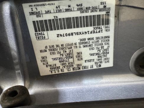 Used 1995 Ford F150 4x4 Regular Cab image 39