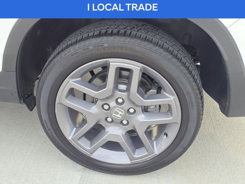 Used 2023 Honda Passport EX-L image 10