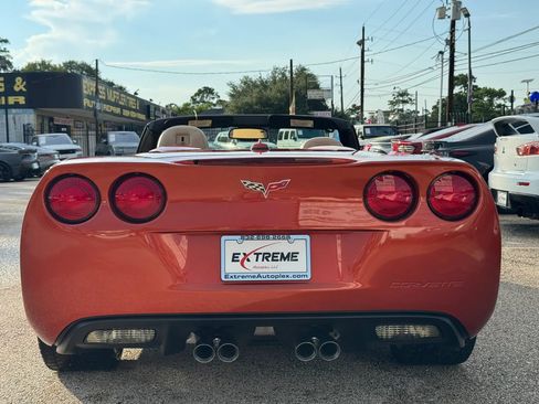 Used 2005 Chevrolet Corvette Coupe w/ Preferred Equipment Group RWD image 5