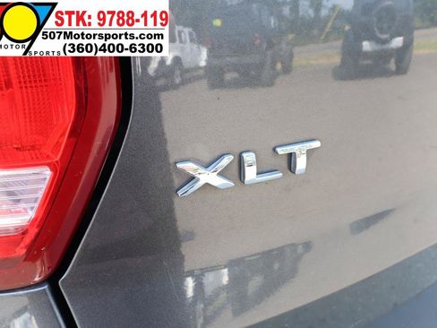 Used 2016 Ford Explorer XLT AWD/4WD image 16