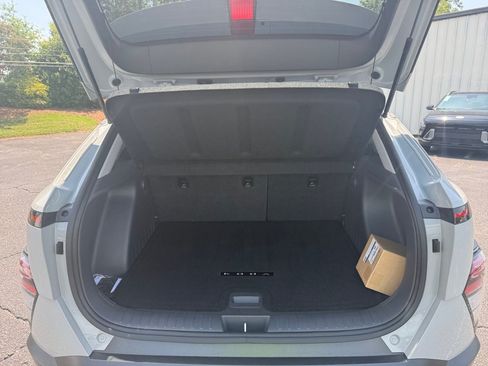 Used 2026 Hyundai Kona SEL Premium FWD image 15