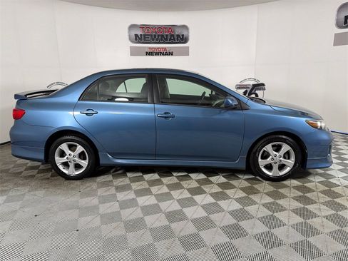 Used 2013 Toyota Corolla S image 2