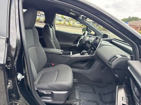 Used 2024 Subaru Solterra Premium image 10