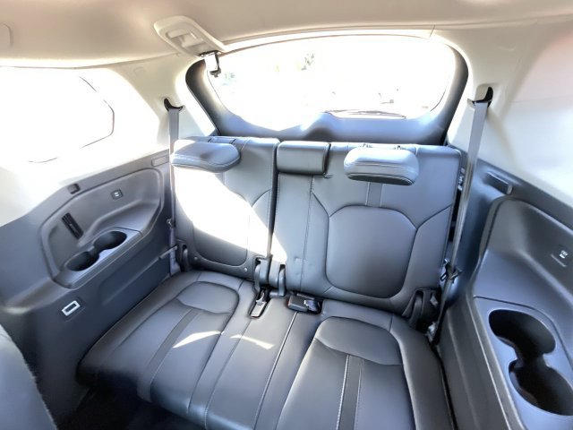 Used 2024 Honda Pilot EX-L image 18