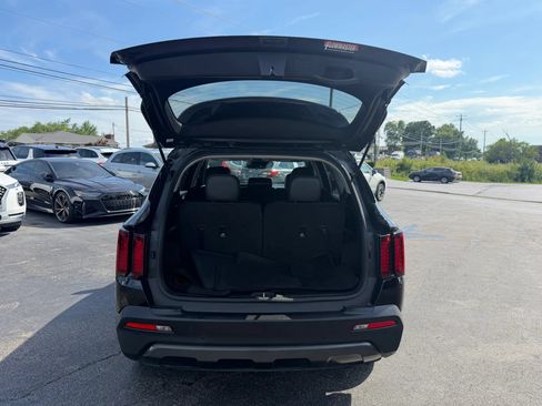 Used 2021 Kia Sorento S AWD/4WD image 38