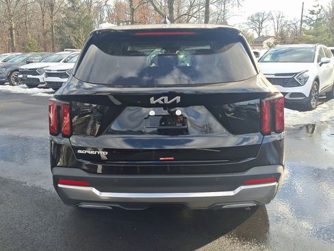 New 2026 Kia Sorento S w/ S Panoramic Sunroof Package image 6