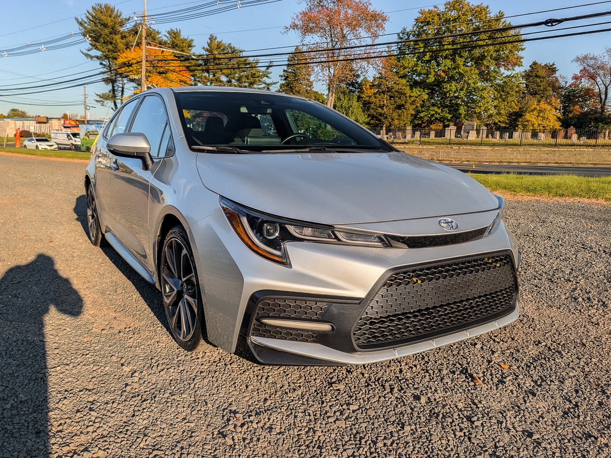 Used 2021 Toyota Corolla SE FWD image 3
