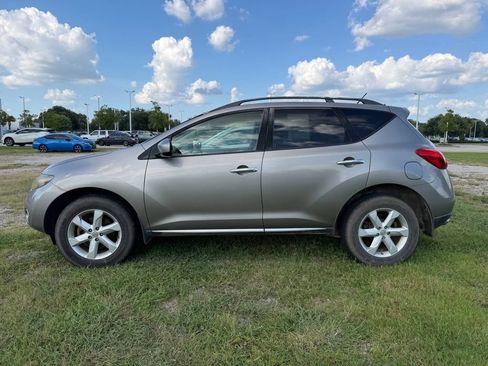 Used 2009 Nissan Murano S w/ Convenience Pkg FWD image 2