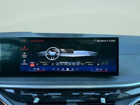 Certified 2025 BMW X5 xDrive40i w/ Executive Package AWD/4WD image 16