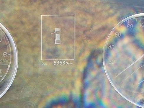 Used 2018 Toyota Camry LE image 13