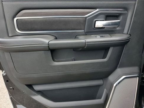 New 2026 RAM 3500 Laramie AWD/4WD image 16