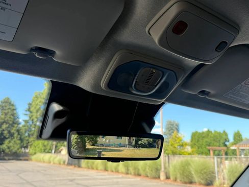 Used 2024 RAM ProMaster 2500 w/ Safety Group FWD image 18