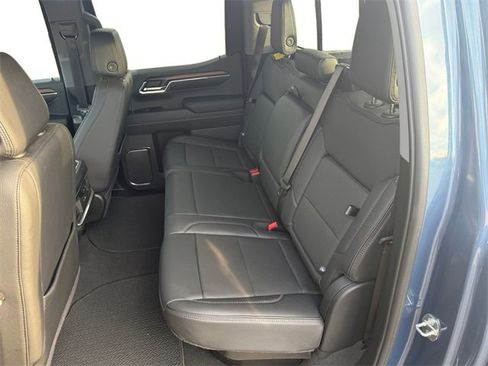 Used 2024 GMC Sierra 1500 Denali w/ Denali Reserve Package image 13