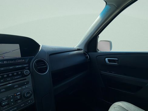 Used 2012 Honda Pilot Touring image 14