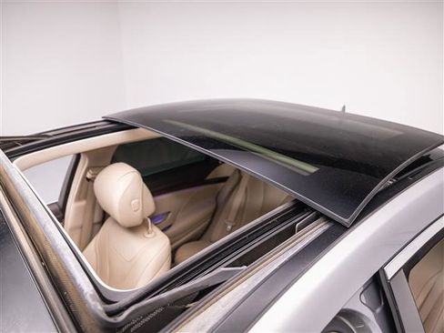 Used 2014 Mercedes-Benz S 550 Sedan image 14