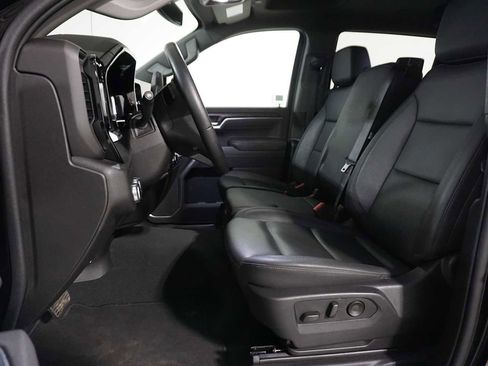 Certified 2025 GMC Sierra 1500 SLT image 14