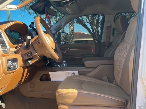 Used 2024 RAM 2500 Limited w/ Safety Group image 18