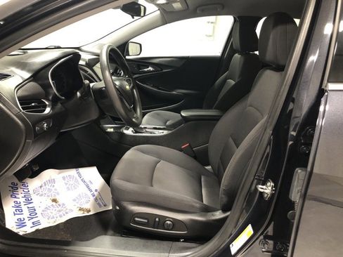 Used 2023 Chevrolet Malibu LT image 17