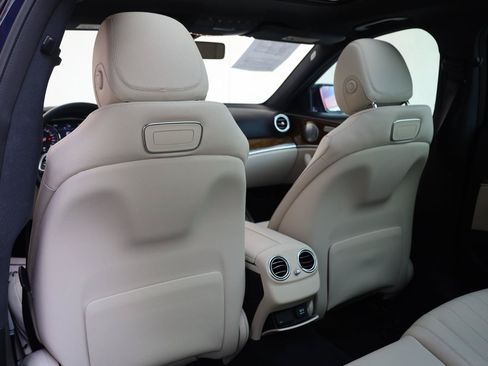 Used 2019 Mercedes-Benz E 300 4MATIC image 21