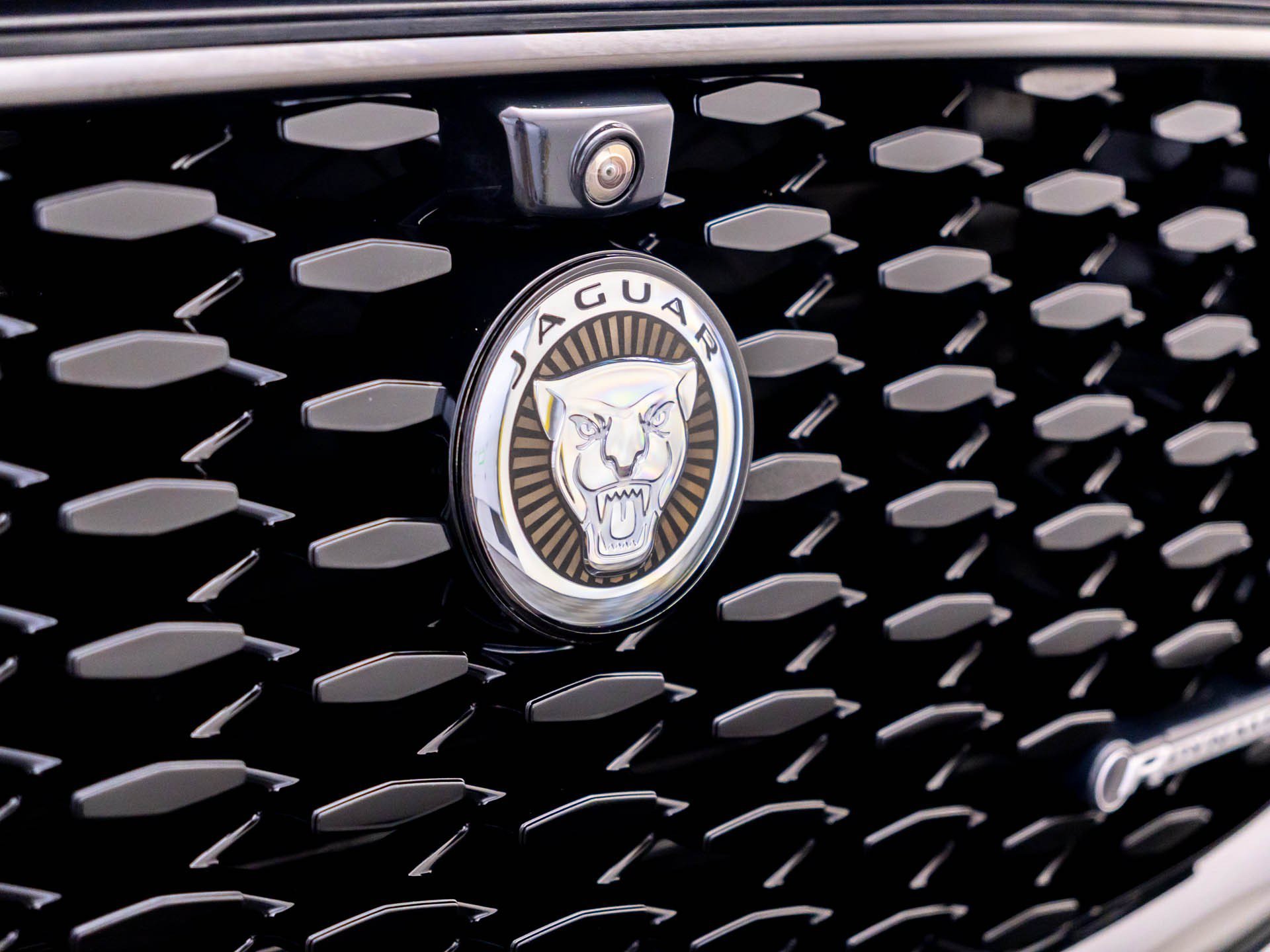 Used 2024 Jaguar F-PACE R-Dynamic S AWD/4WD image 44