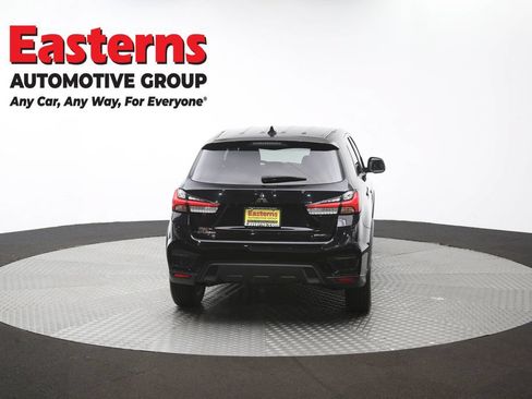 Used 2025 Mitsubishi Outlander Sport LE AWD/4WD image 35