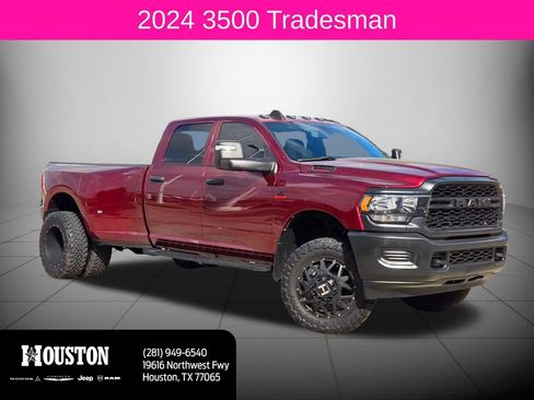 Used 2024 RAM 3500 Tradesman AWD/4WD image 1