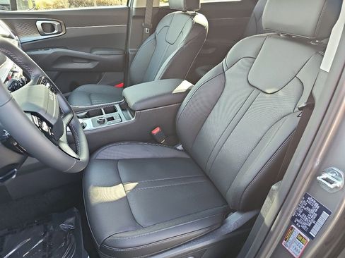 New 2026 Kia Sorento EX image 21