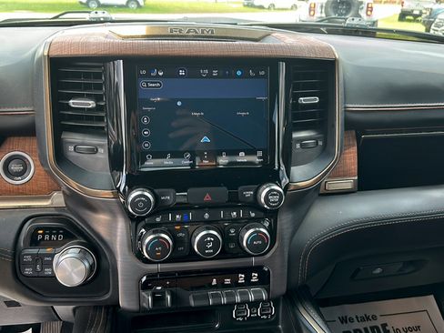 Used 2022 RAM 1500 Limited AWD/4WD image 10
