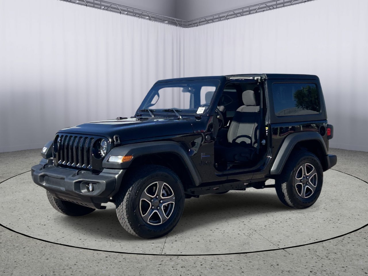 Used 2023 Jeep Wrangler Sport AWD/4WD image 2