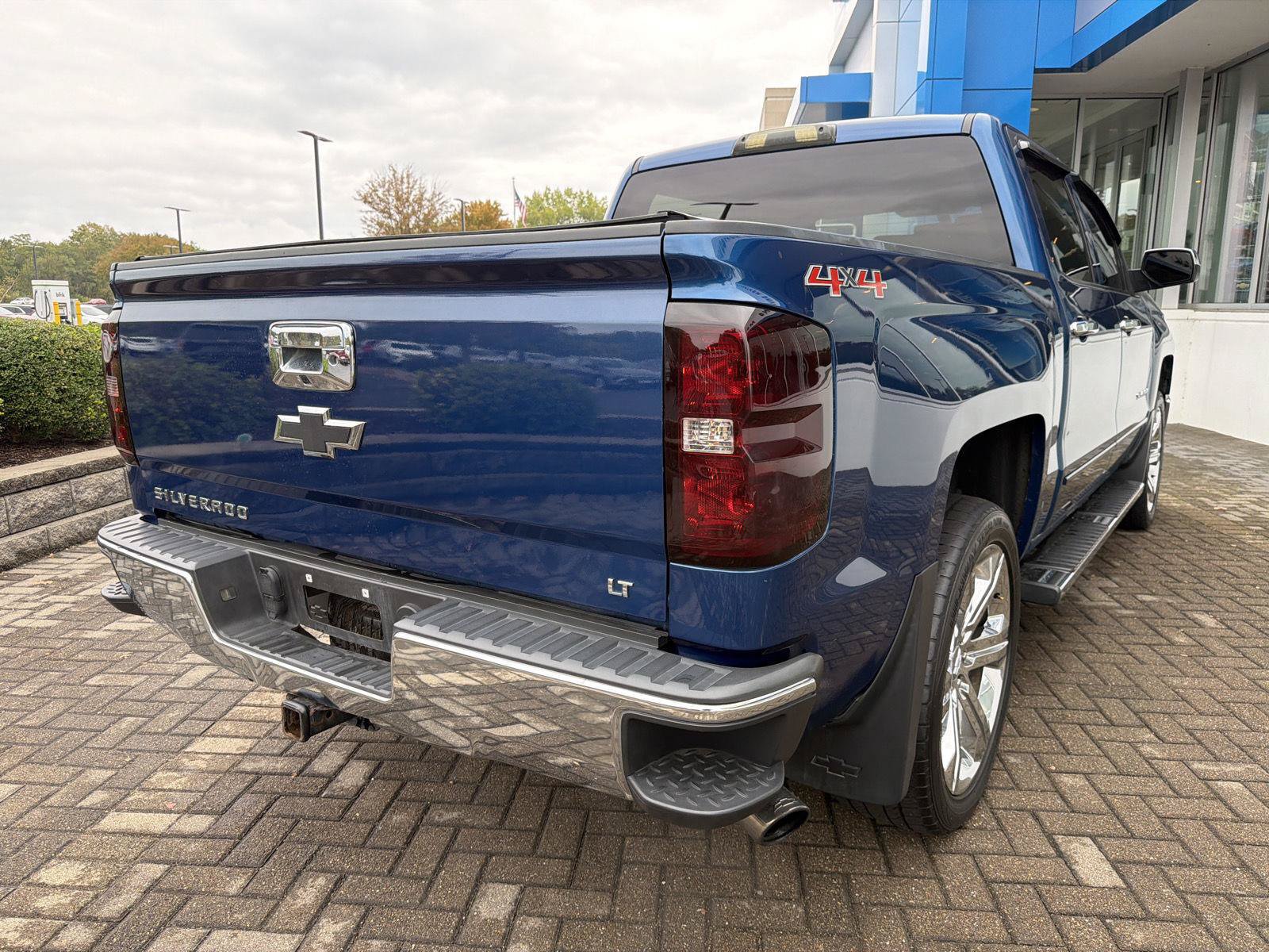 Used 2015 Chevrolet Silverado 1500 LT w/ All Star Edition AWD/4WD image 5