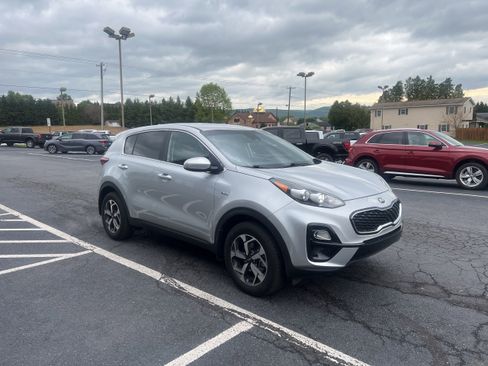 Used 2021 Kia Sportage LX AWD/4WD image 8
