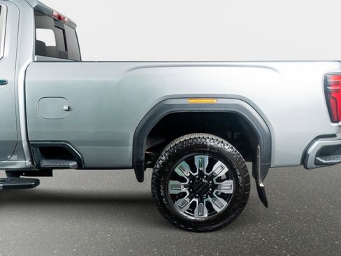 Used 2025 GMC Sierra 3500 Denali w/ Denali Reserve Package AWD/4WD image 15