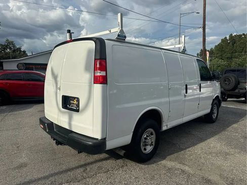 Used 2020 Chevrolet Express 2500 w/ Driver Convenience Package RWD image 5