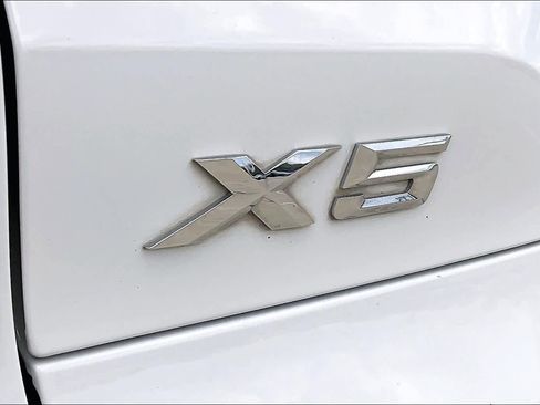 Used 2019 BMW X5 xDrive40i w/ Premium Package 2 image 29