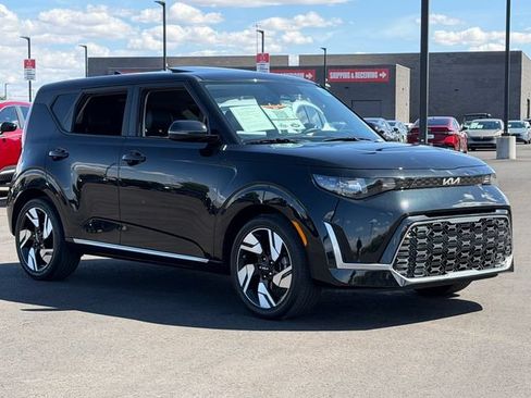 Used 2023 Kia Soul GT-Line FWD image 9