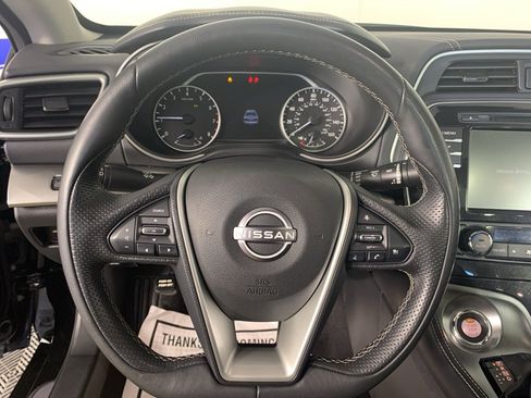 Used 2023 Nissan Maxima SL image 22