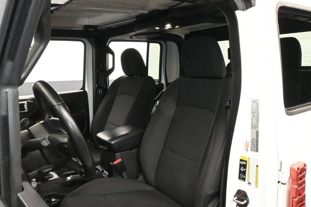 Used 2021 Jeep Gladiator Sport AWD/4WD image 10