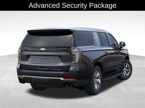 New 2025 Chevrolet Suburban Premier image 5