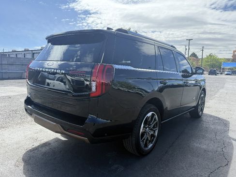 Used 2025 Ford Expedition King Ranch image 5