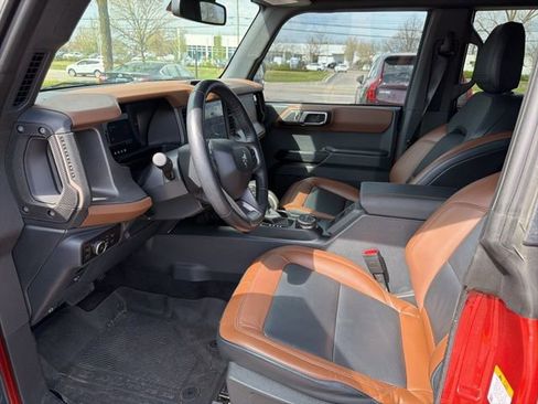 Used 2024 Ford Bronco Outer Banks AWD/4WD image 9