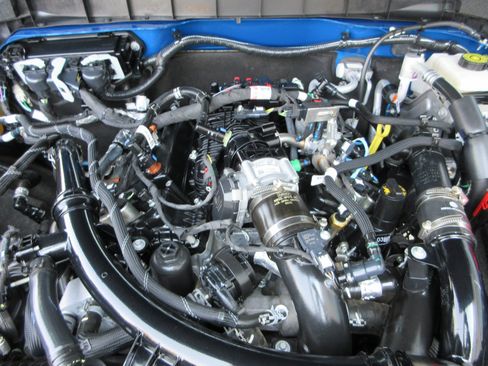 Used 2023 Ford Bronco Wildtrak AWD/4WD image 48
