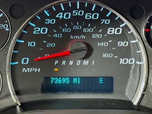 Used 2021 Chevrolet Express 3500 w/ Driver Convenience Package RWD image 15