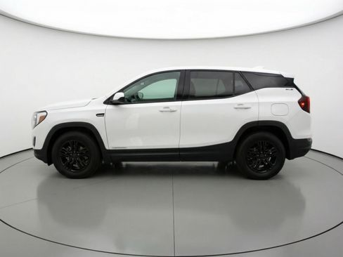 Used 2024 GMC Terrain SLE FWD image 5