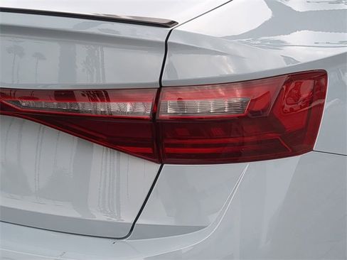 Certified 2025 Volkswagen Jetta GLI Autobahn image 8