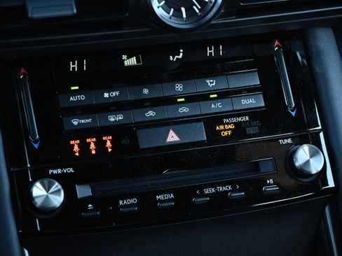 Used 2025 Lexus IS 350 F Sport image 18