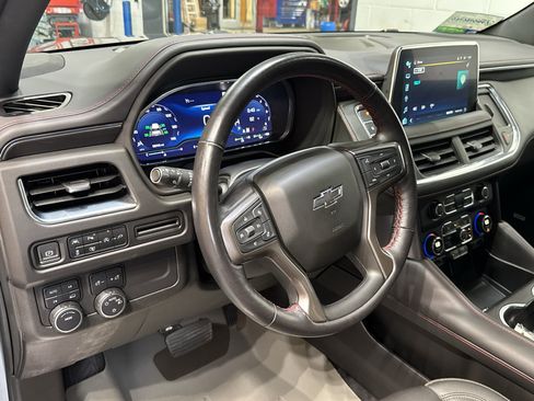 Used 2022 Chevrolet Suburban RST w/ Luxury Package AWD/4WD image 19