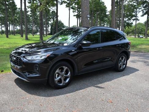 Used 2025 Ford Escape ST-Line Select AWD/4WD image 6