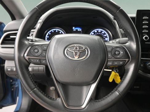 Used 2024 Toyota Camry SE image 27