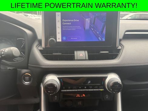 Used 2024 Toyota RAV4 XLE AWD/4WD image 9