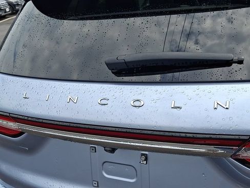 Used 2022 Lincoln Corsair AWD w/ Premium Package image 29